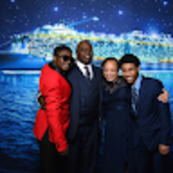 Meet your Posher, Mark - Picture 1 of 1